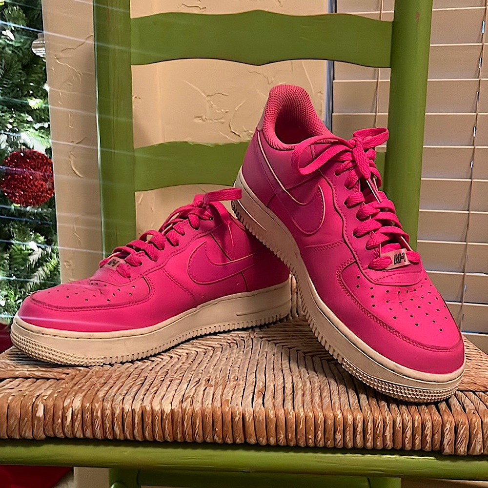 Nike Air Force 1 - Women’s Size 9.5 - Hot Pink
